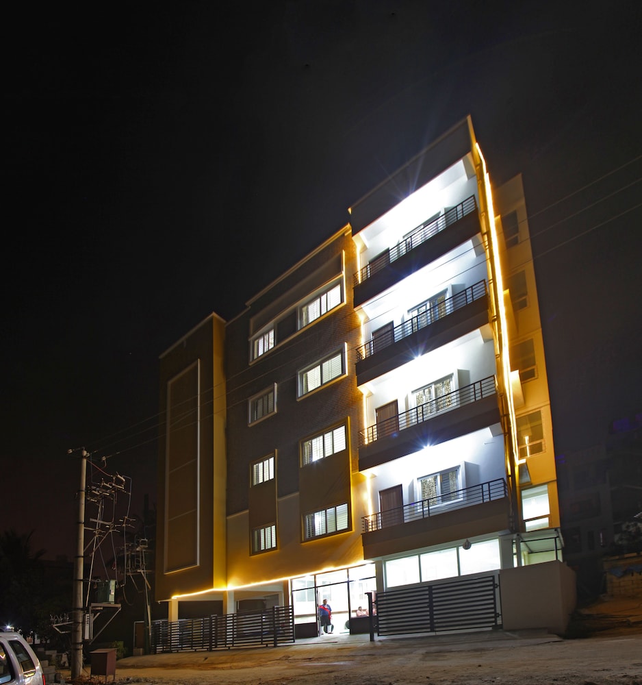 Tranzotel Bangalore Airport Hotel 3/47