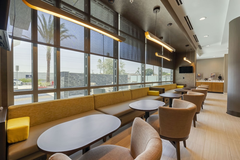 SpringHill Suites by Marriott Anaheim Placentia/Fullerton 17/24