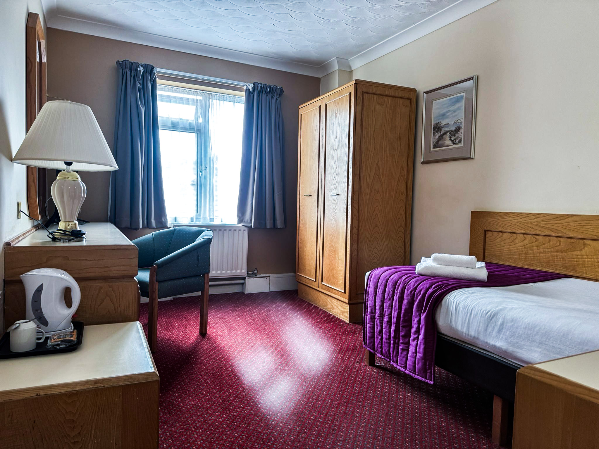 Room, Single