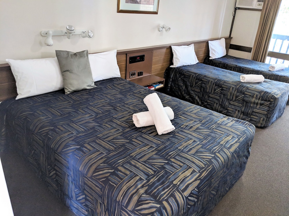 Miners Lodge Motor Inn 14/60
