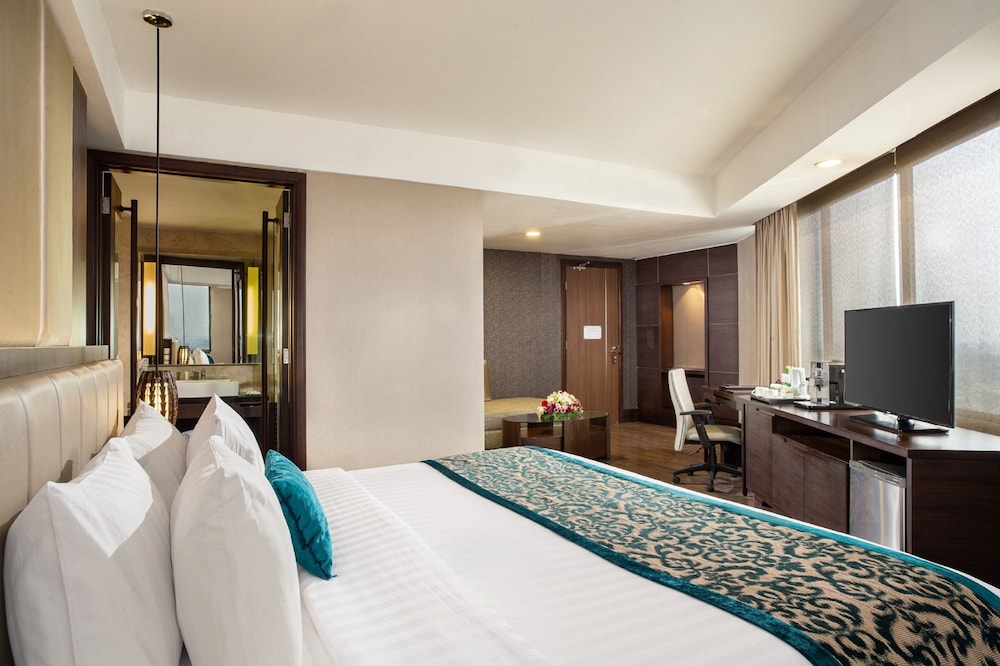 Santika Premiere Bintaro 24/78