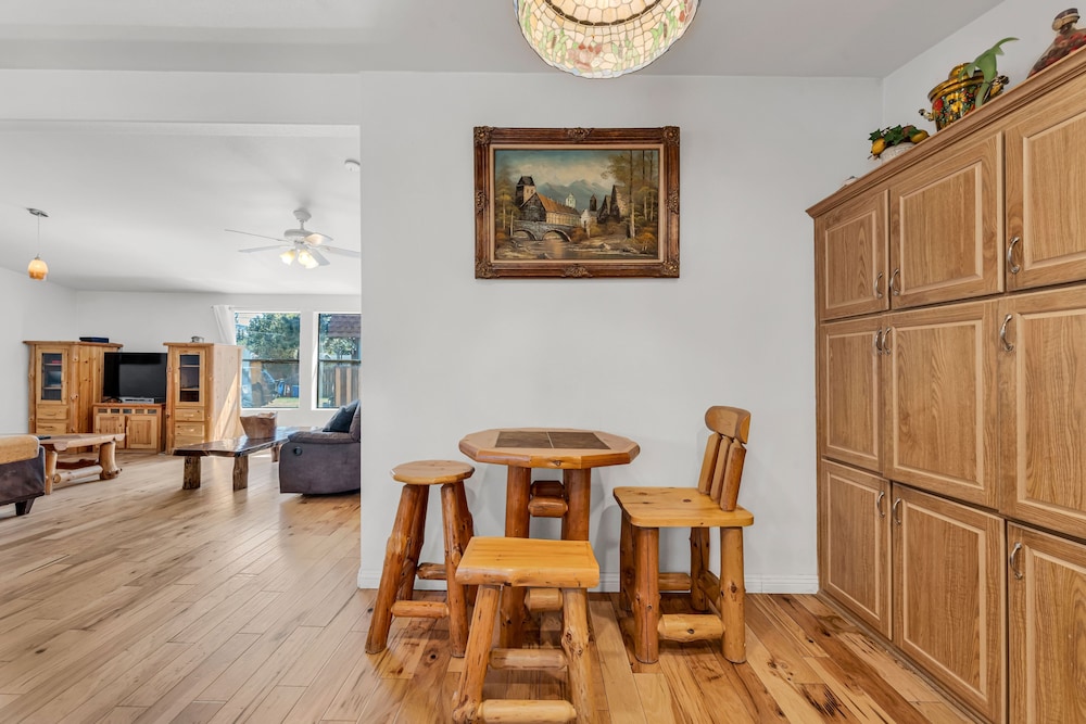 Country Club Chalet 26/43