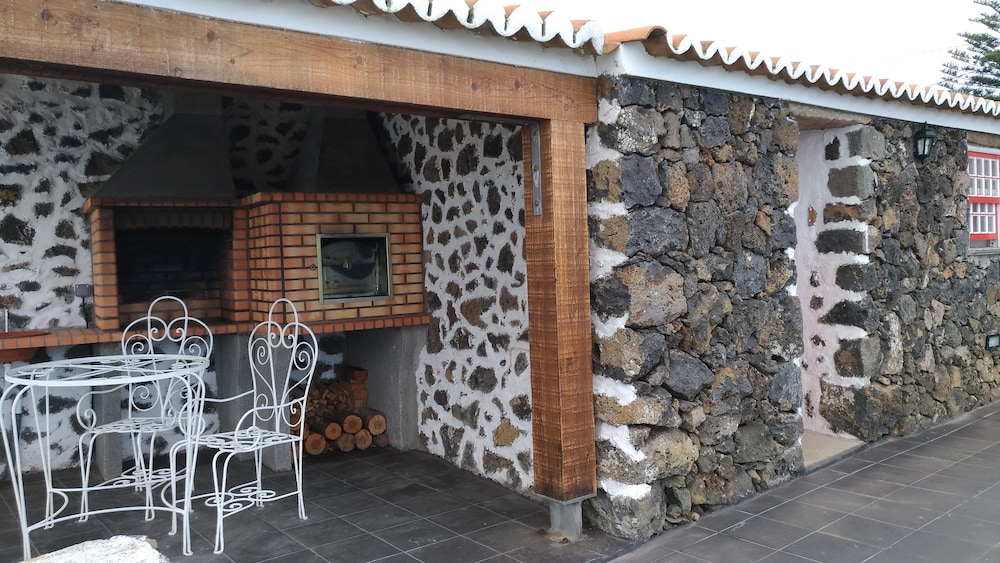 Alluar Lodge 2/42
