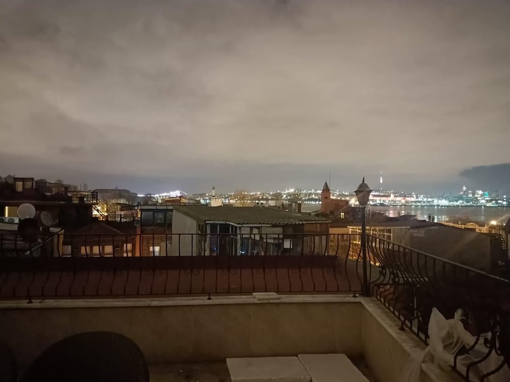 Aruna Hotel 43/50