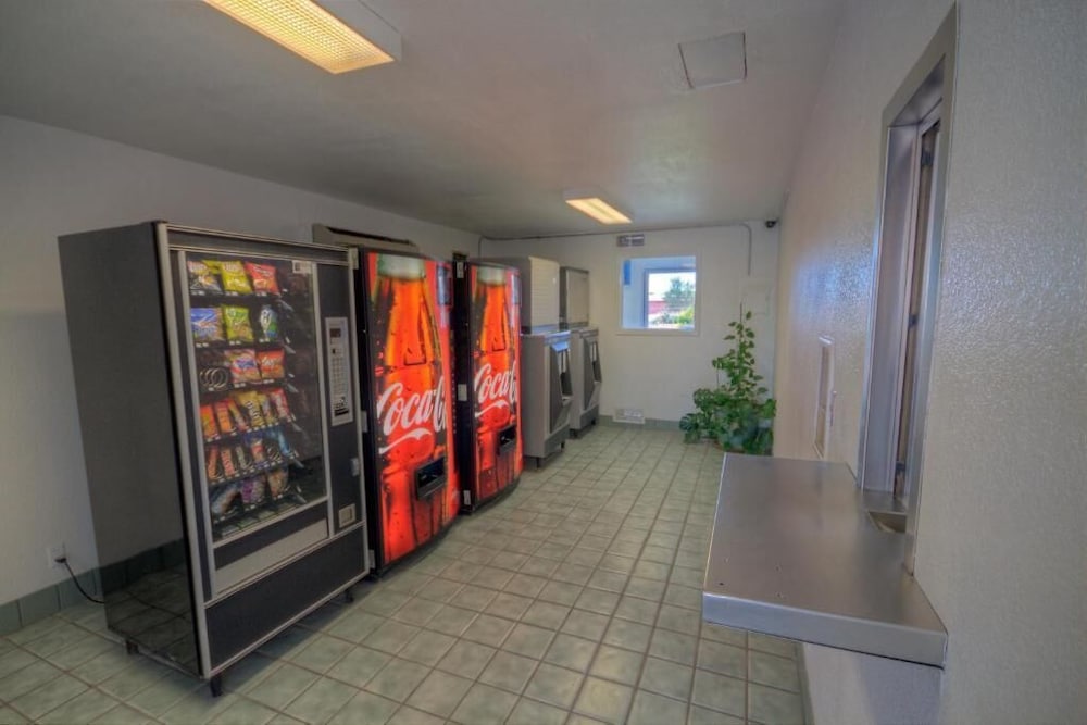 Motel6 Alamogordo, NM 46/59