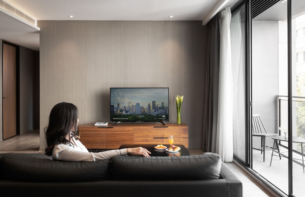 Walton Suites Sukhumvit 36/49
