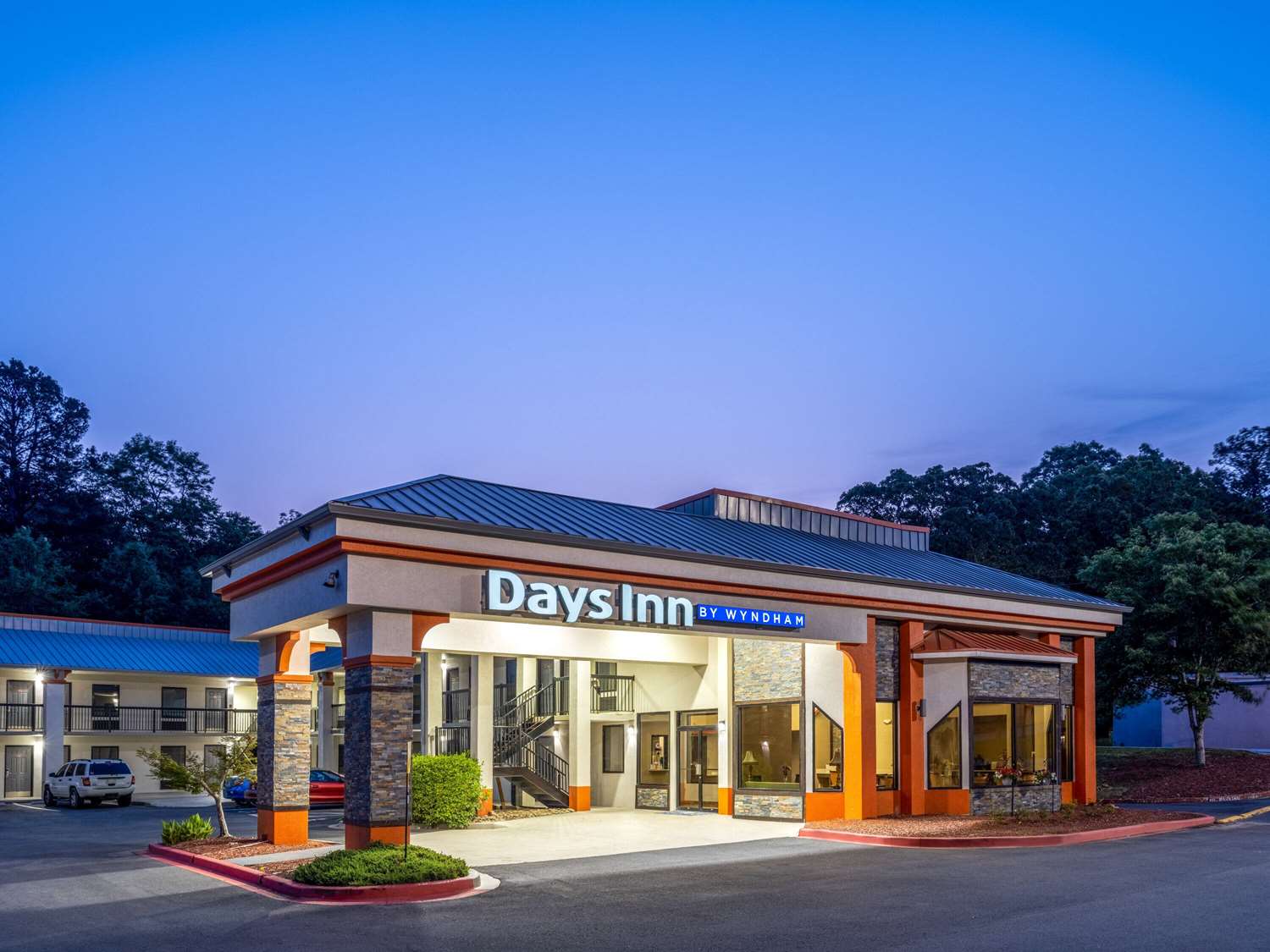 Days Inn by Wyndham Clemson 2/36