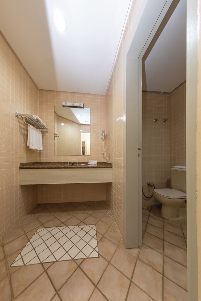 Ingleses Praia Hotel 39/50