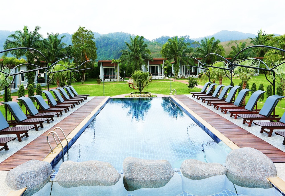 Khaolak Mountain View 20/50