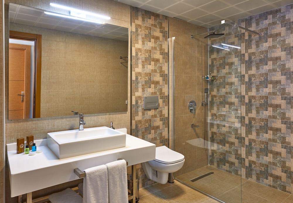 Hattusa Vacation Thermal Club Saray 30/36