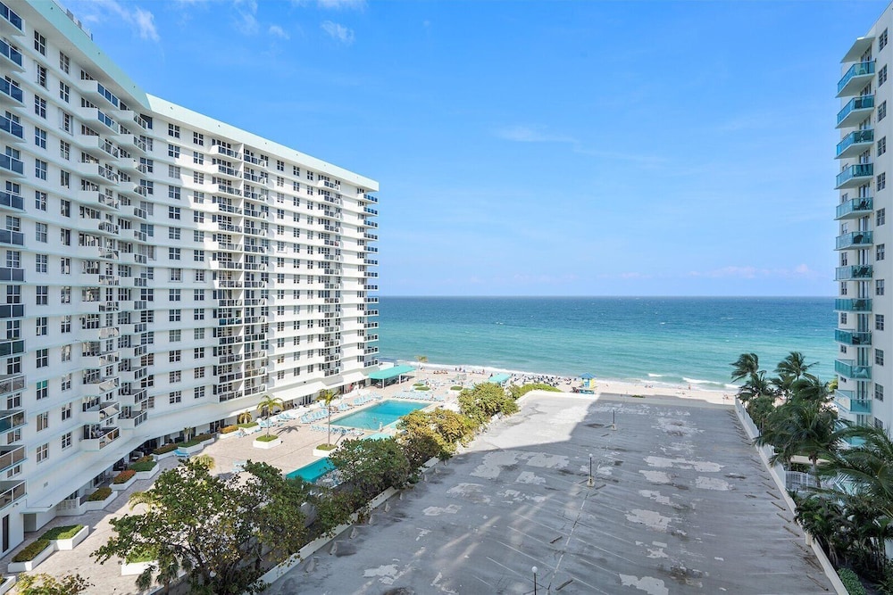 The Tides Ocean Luxury Suites 42/50