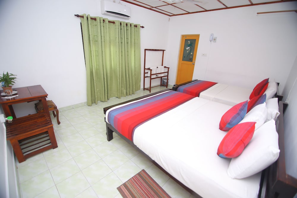 Thilaka City Hotel 6/44