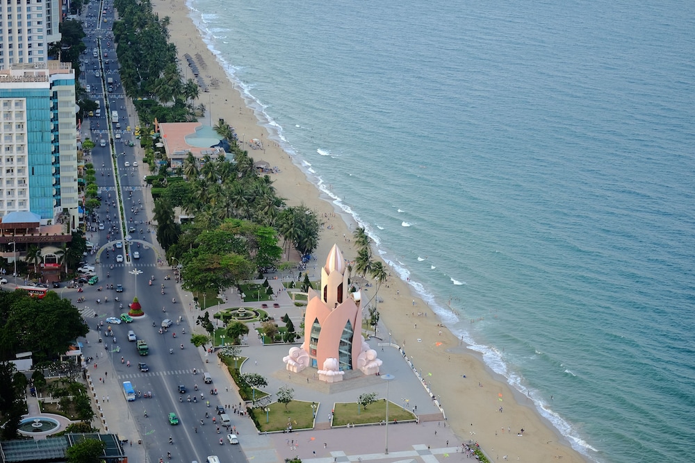 Sunrise Ocean View Apartment 72/77