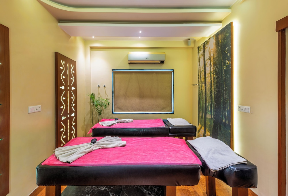 Amantra Comfort Hotel 24/50