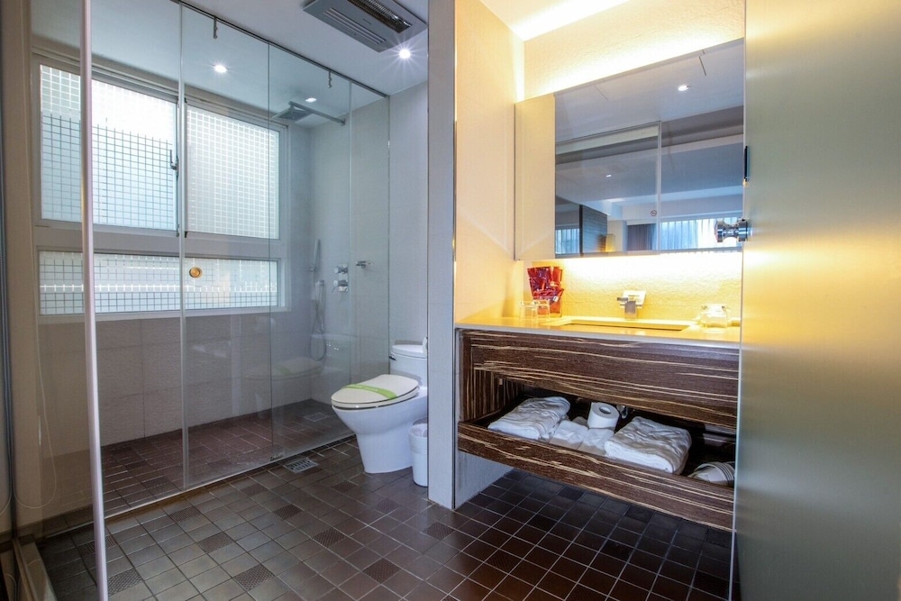 Kapok Hotel Resorts 33/46