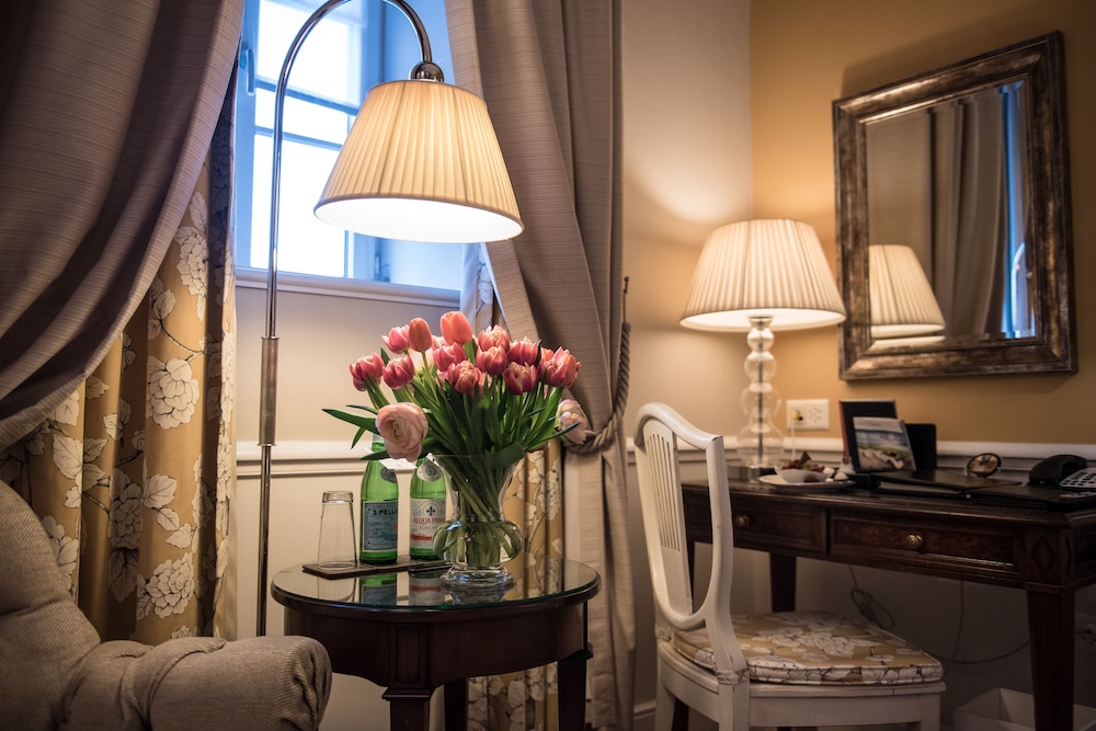 Grand Hotel Du Lac 45/48