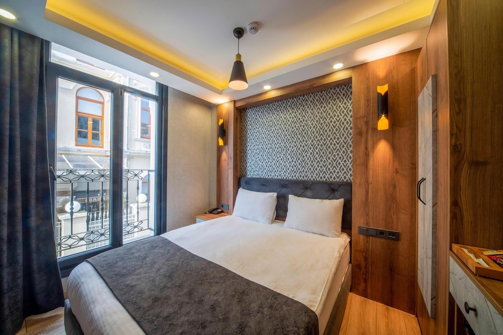 ECONOMY, DOUBLE BED