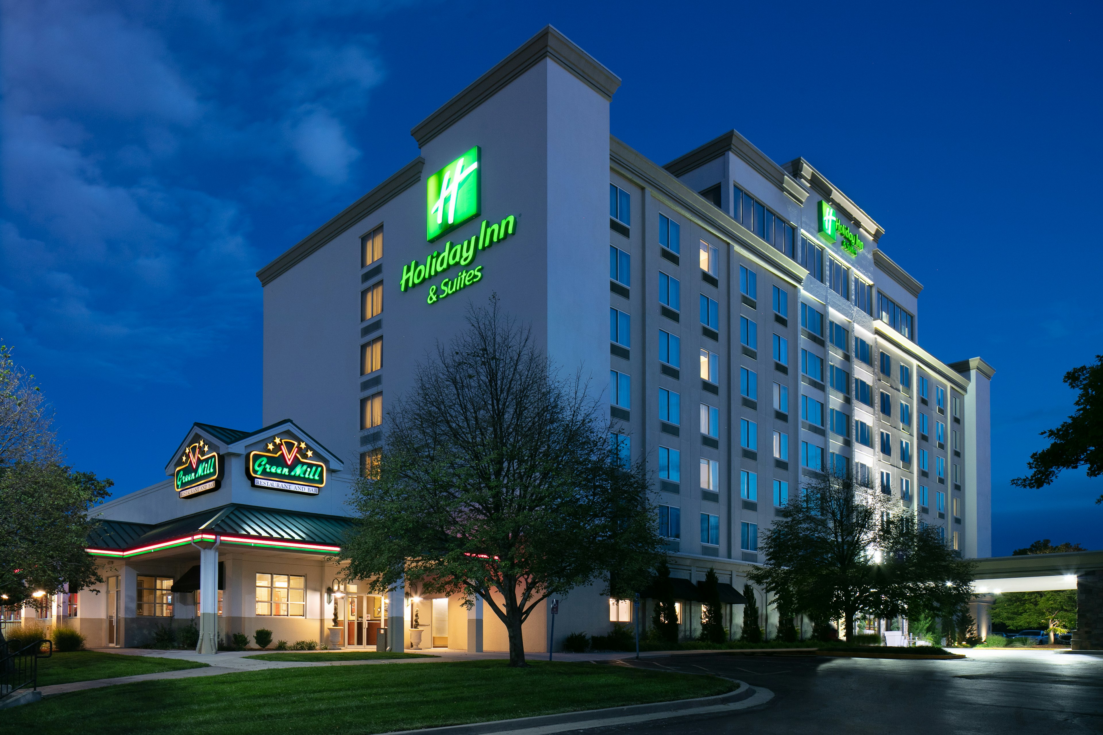 Holiday Inn Hotel And Suites Overland Park West 7/78