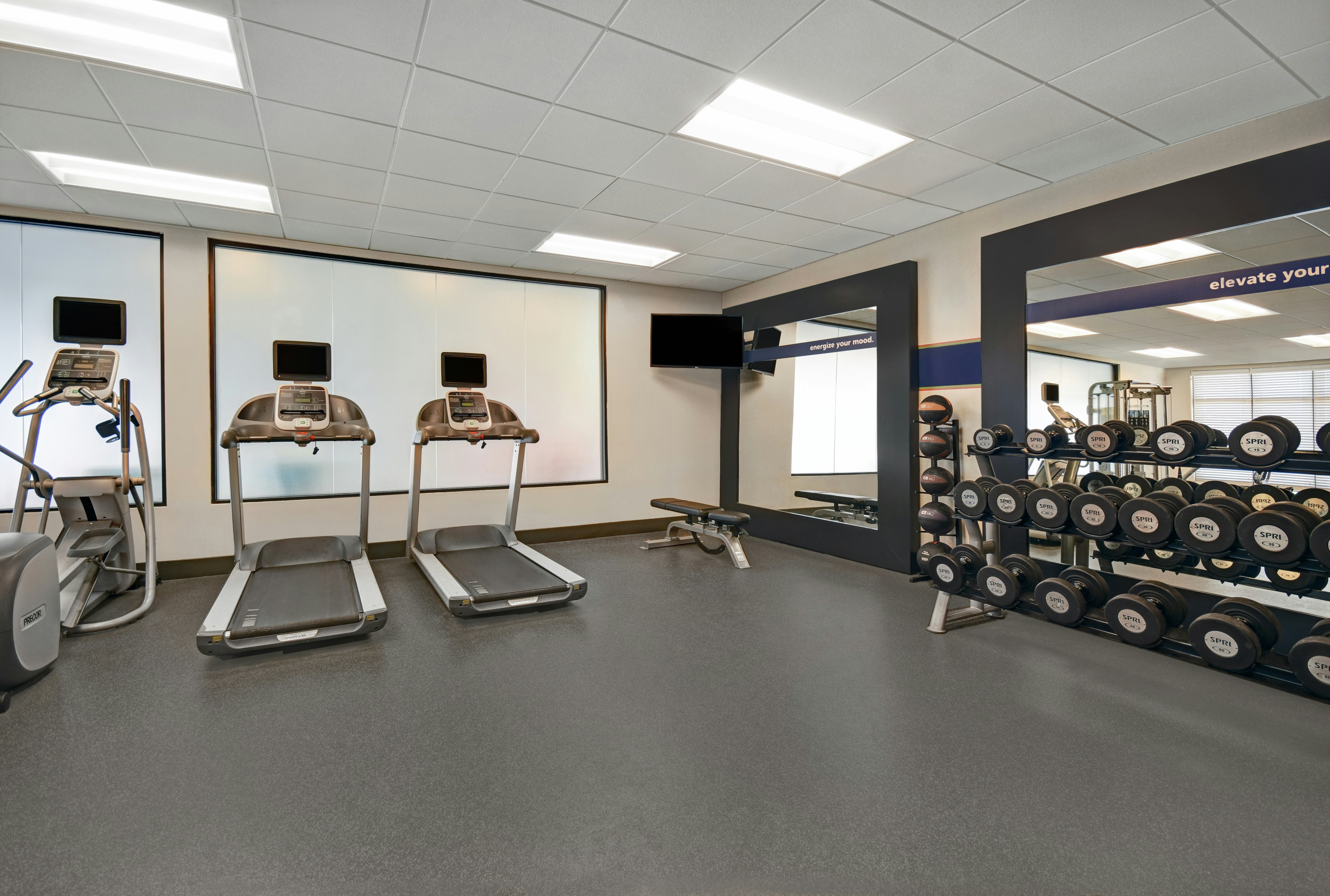 Hampton Inn And Suites Robbinsville 40/57