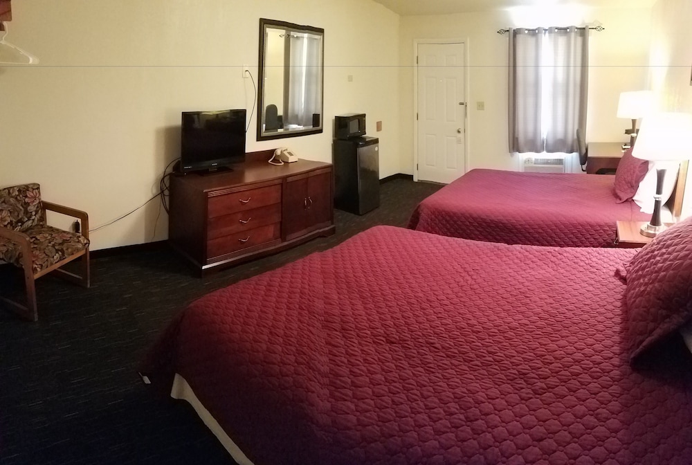 West Plains Motel 45/56