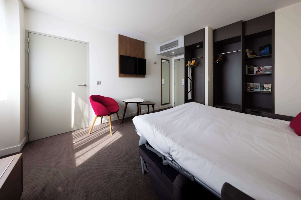 Standard, 2 Double Beds, CAMPANILE LIMOGES CENTRE - GARE 5/10