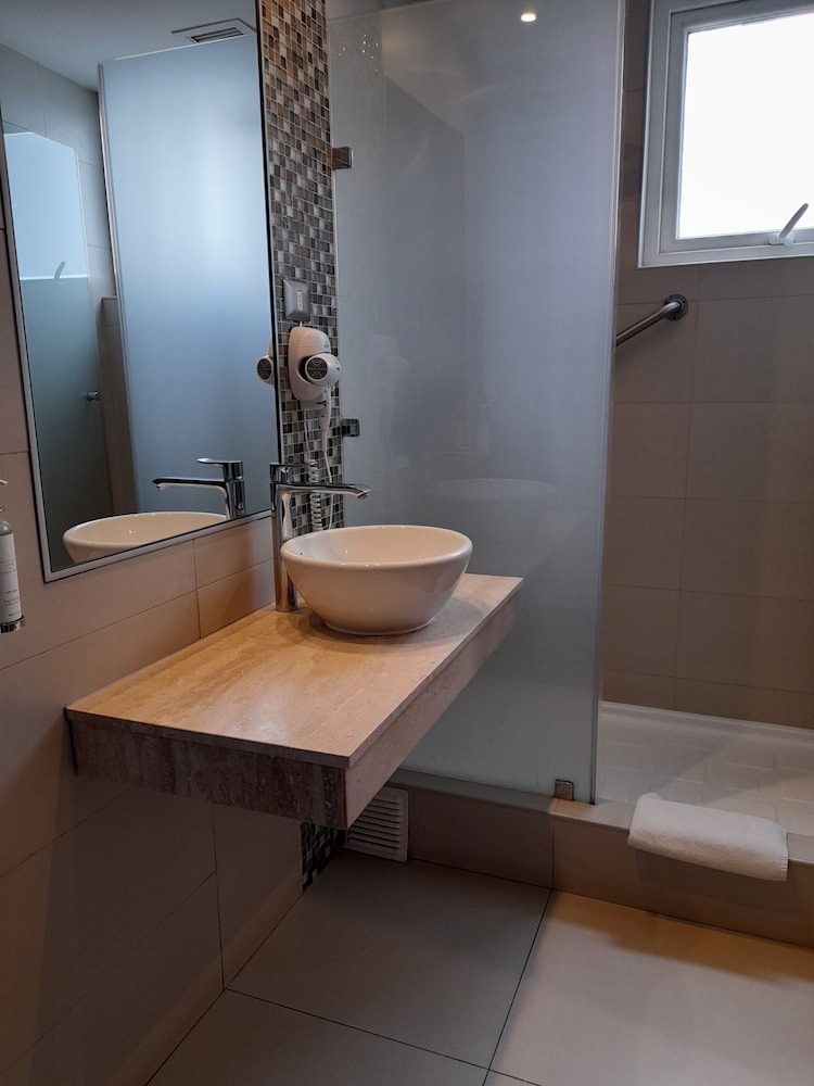 غرفة بسرير مزدوج لذوي الإعاقة، Wyndham Garden Antofagasta Pettra 5/5