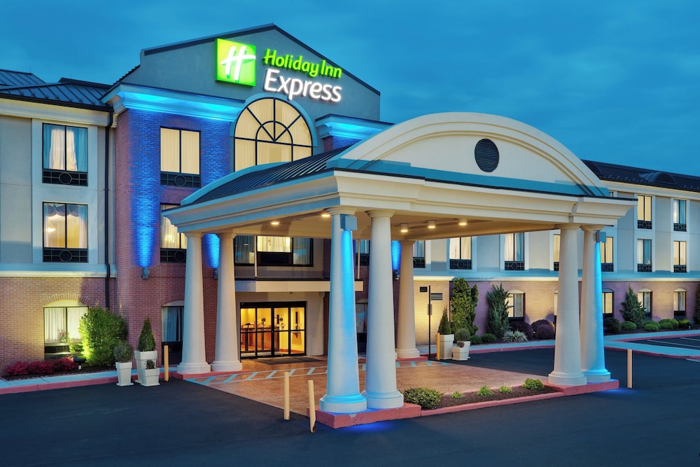 Holiday Inn Express Hotel Suites Quakertown 5/76