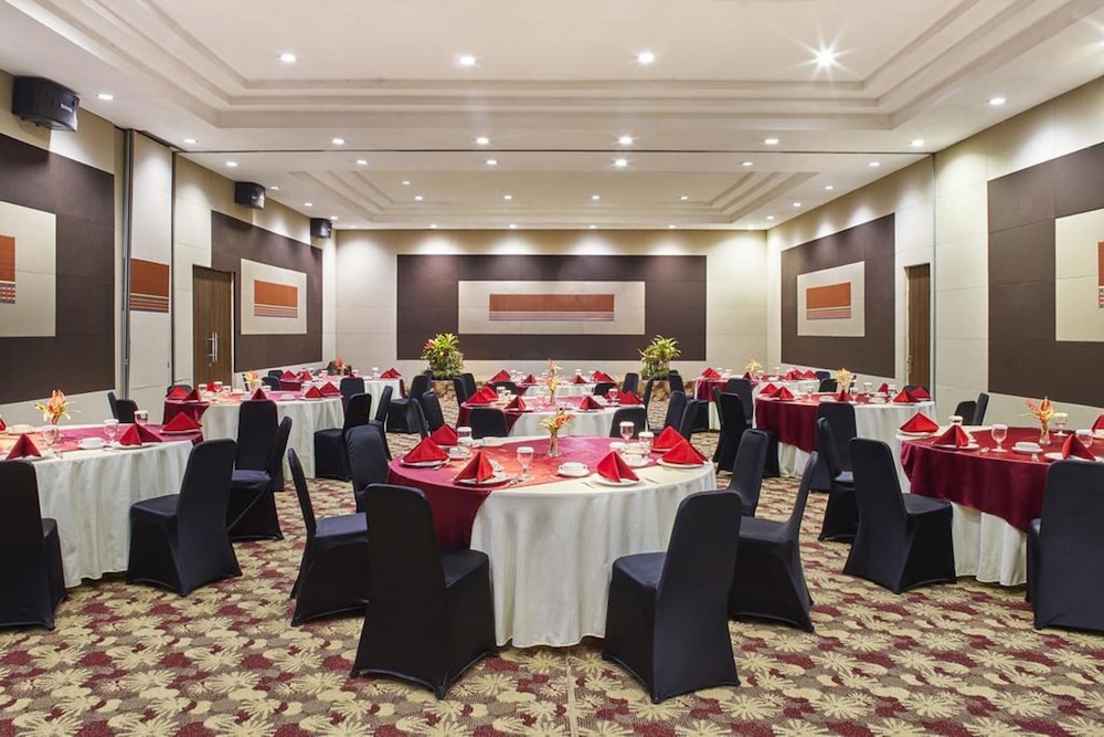 Jambuluwuk Convention Hall And Resort Puncak 47/56