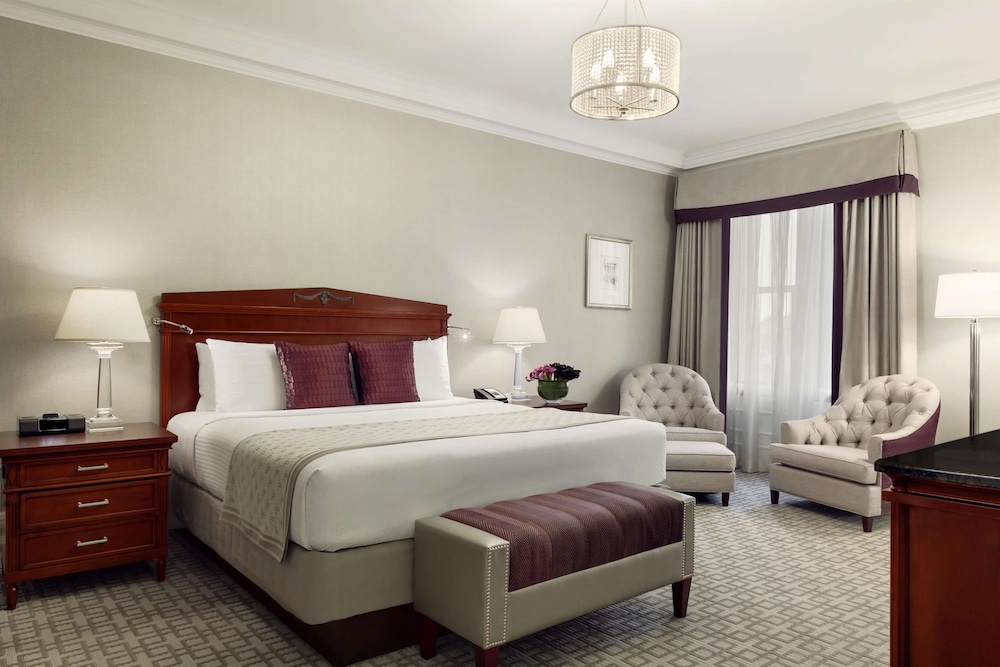 Fairmont Copley Plaza 33/105