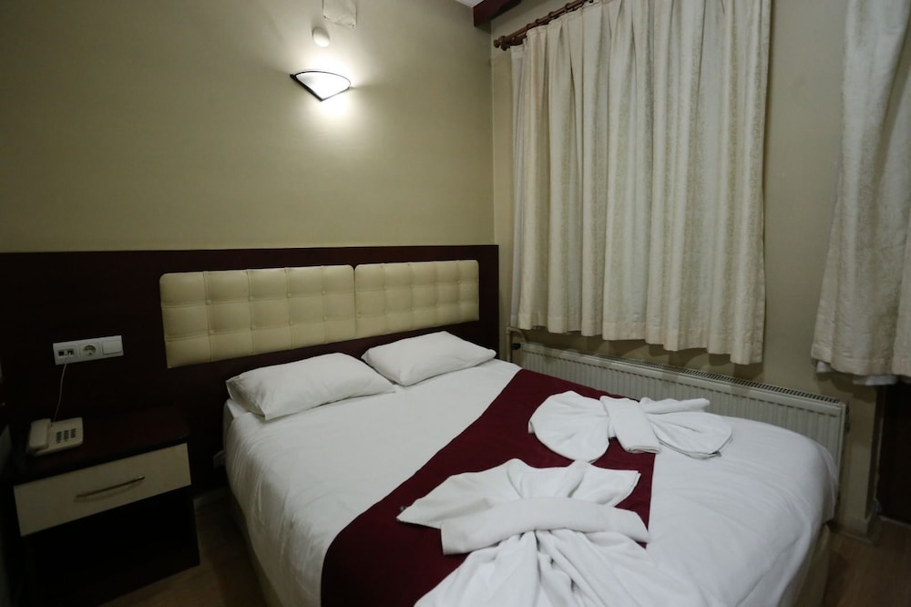 Sena Hotels 22/63