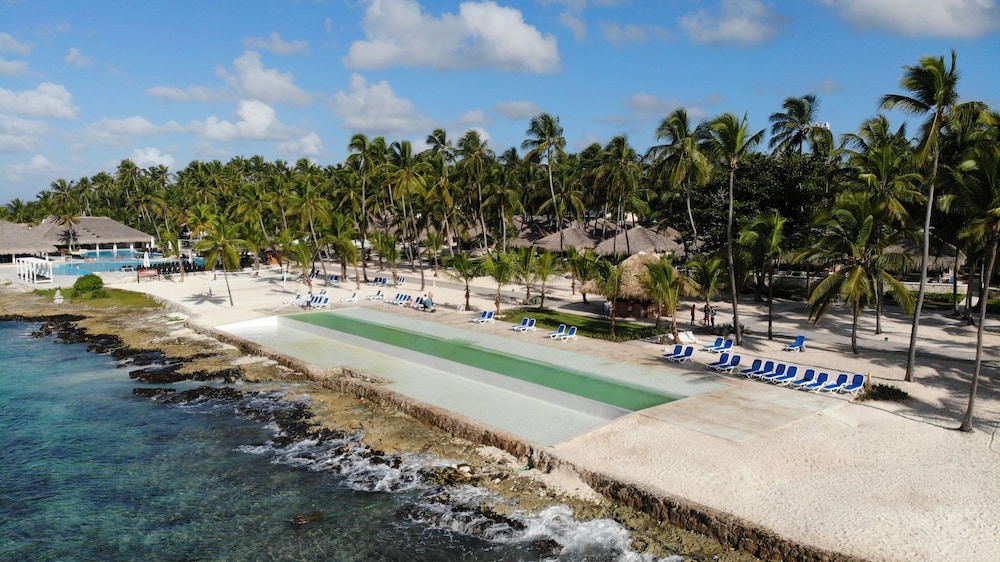 Viva Dominicus Beach by Wyndham, A Trademark All Inclusive 40/50