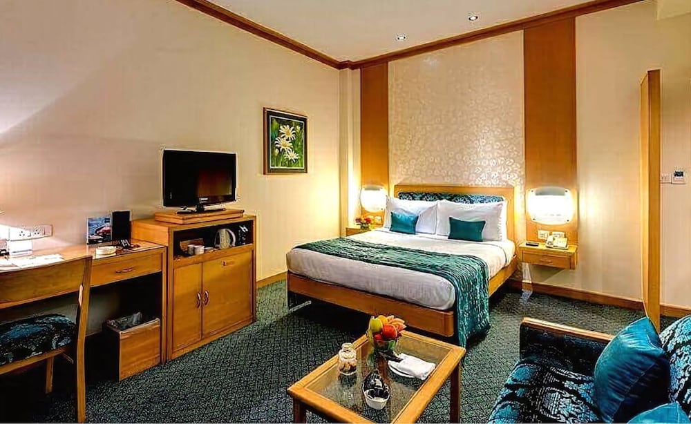 Kenilworth Hotel Kolkata 10/68