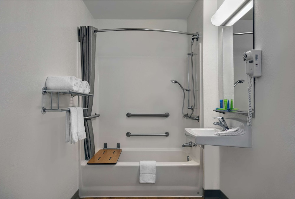 Motel6 Marina, CA - Monterey 58/58