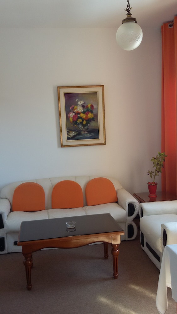 Panorama Inn 26/42