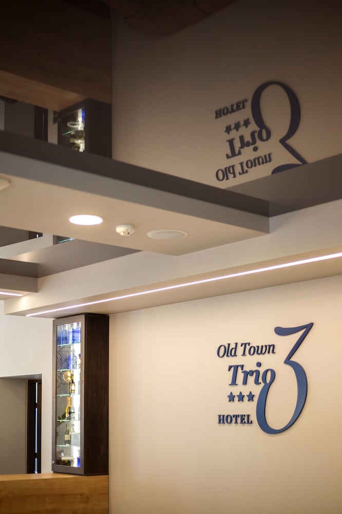 Old Town Trio Hotel 4/54