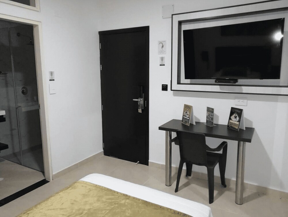 Hotel Andinos Plaza 39/48