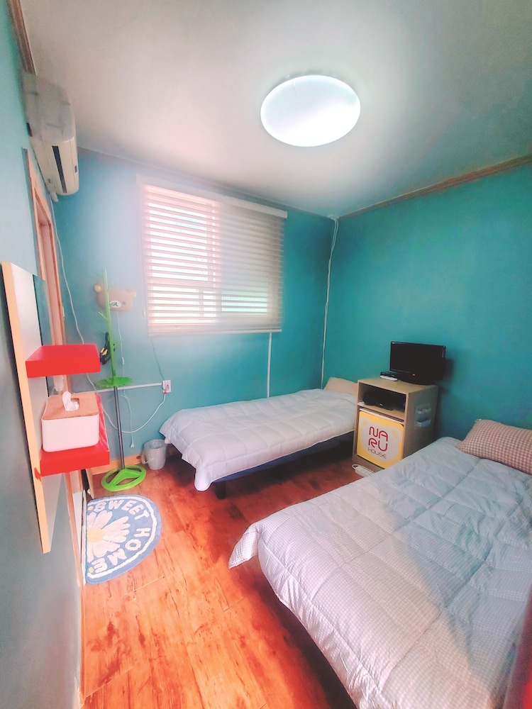 Naru Hostel 28/61