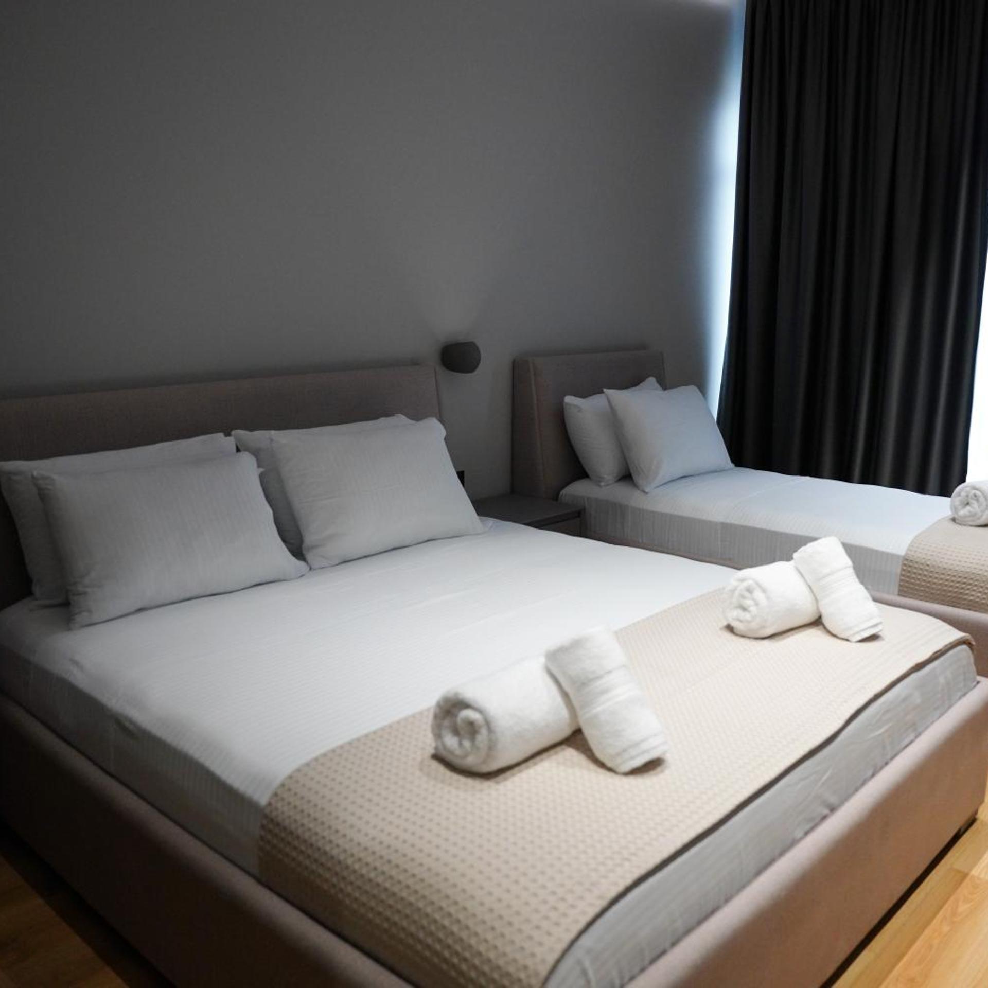 Toer Hotel Saranda 17/60