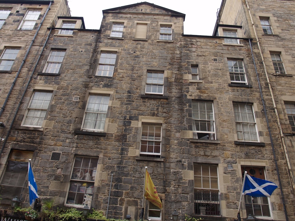 Niddry Street Apartments 2/27