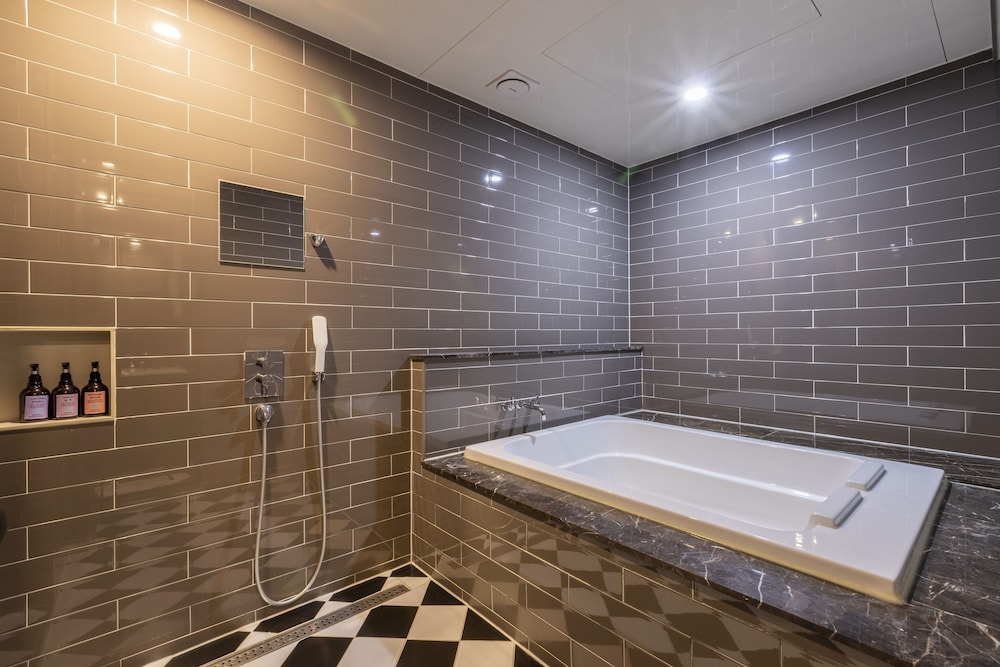 Sorgente Business Hotel 45/50