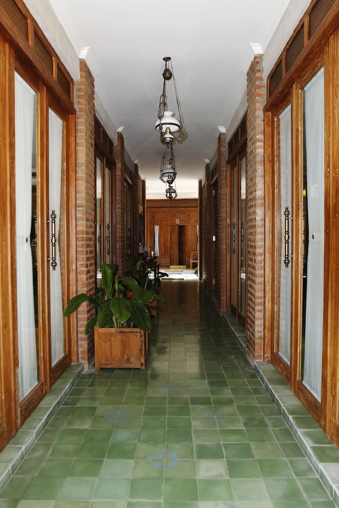Joglo Mandapa Boutique Hotel and Resto 7/36