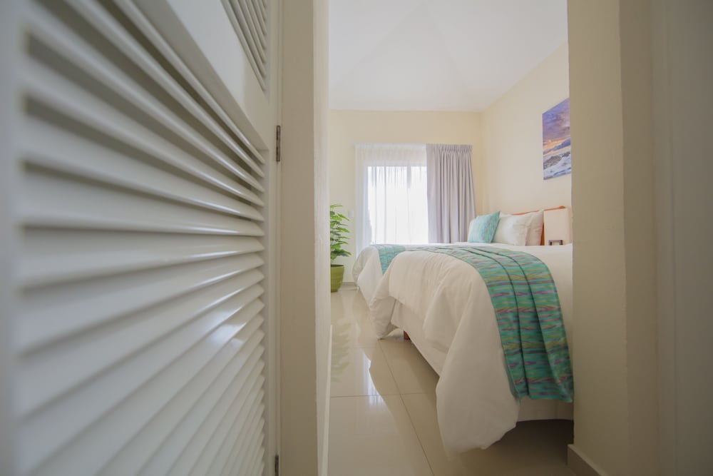 Isla Mazatlan Residence Club 32/33