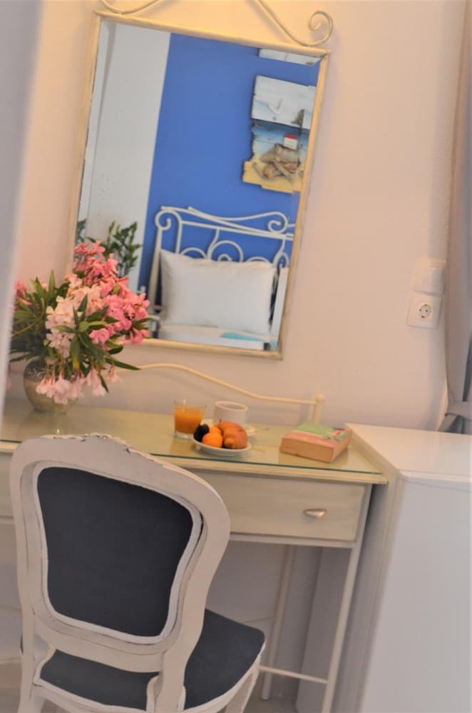 Kastro Hotel 7/50