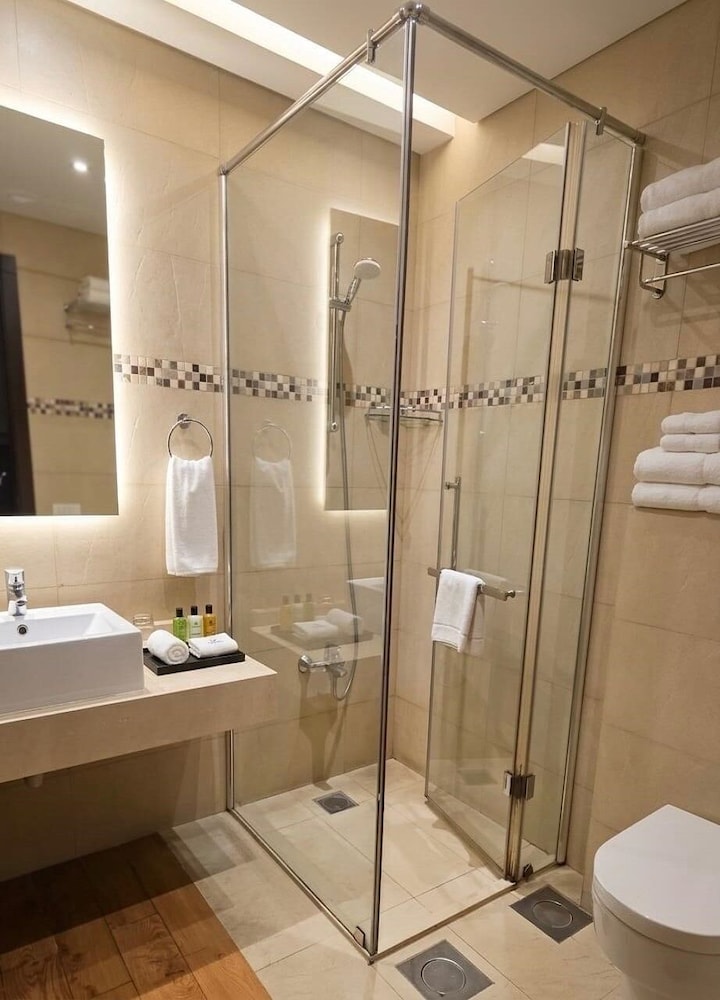 Jounieh Suites Boutique Hotel Jounieh 47/50