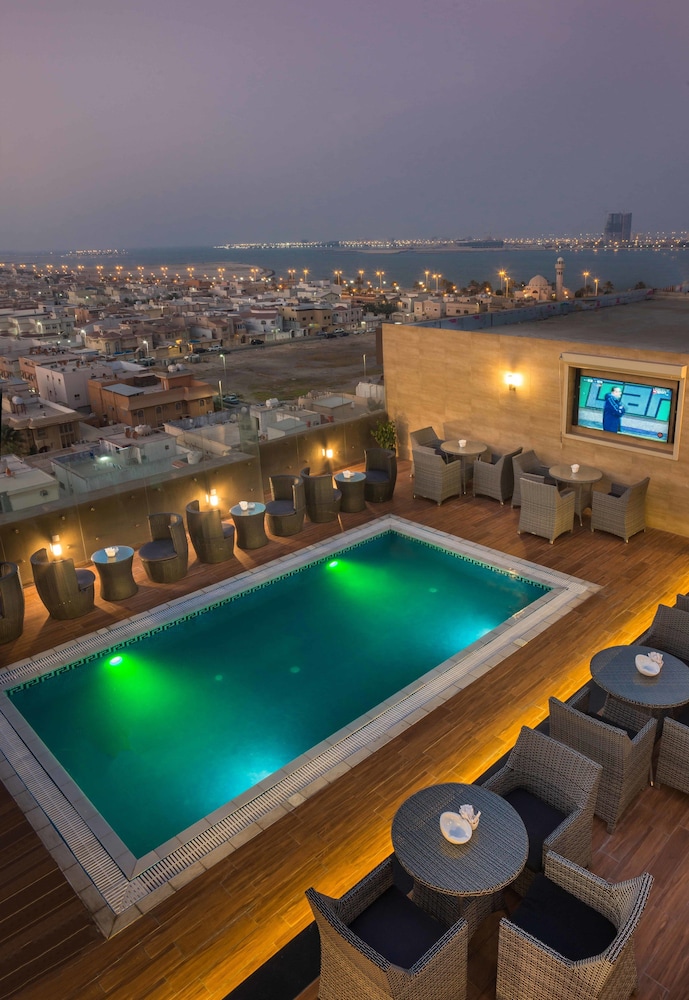 نافيتي ورويك الدمام(Naviti Warwick Dammam) 35/40