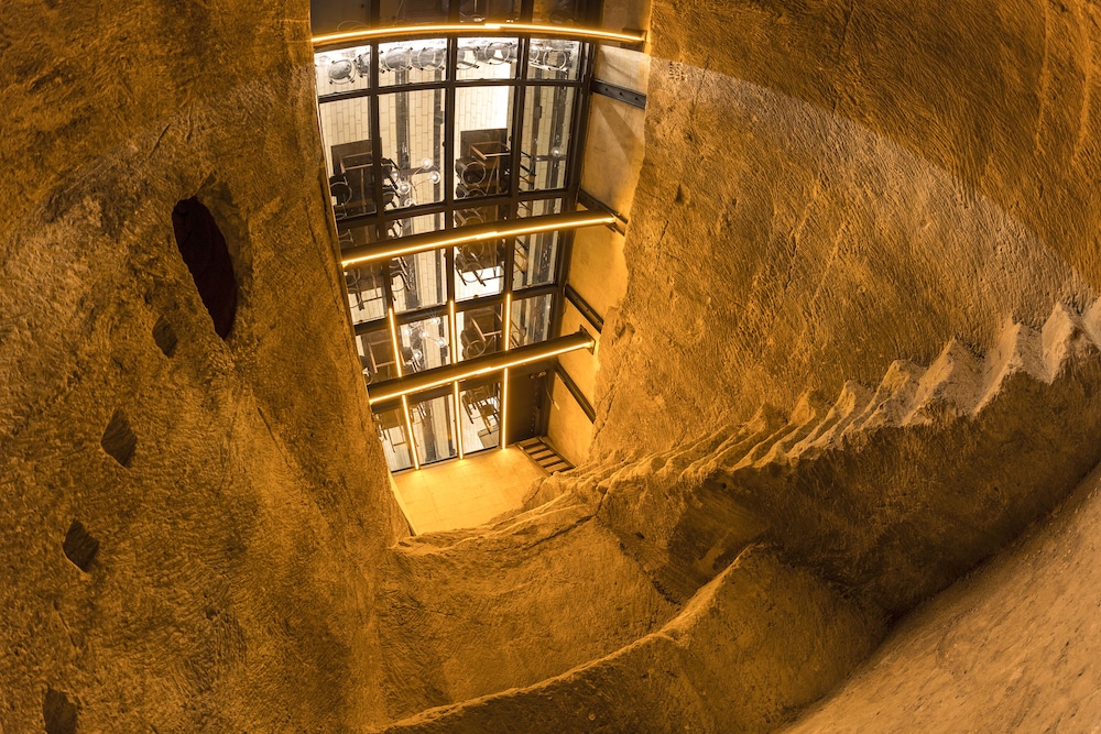 HSVHN Hotel Hisvahan 19/43