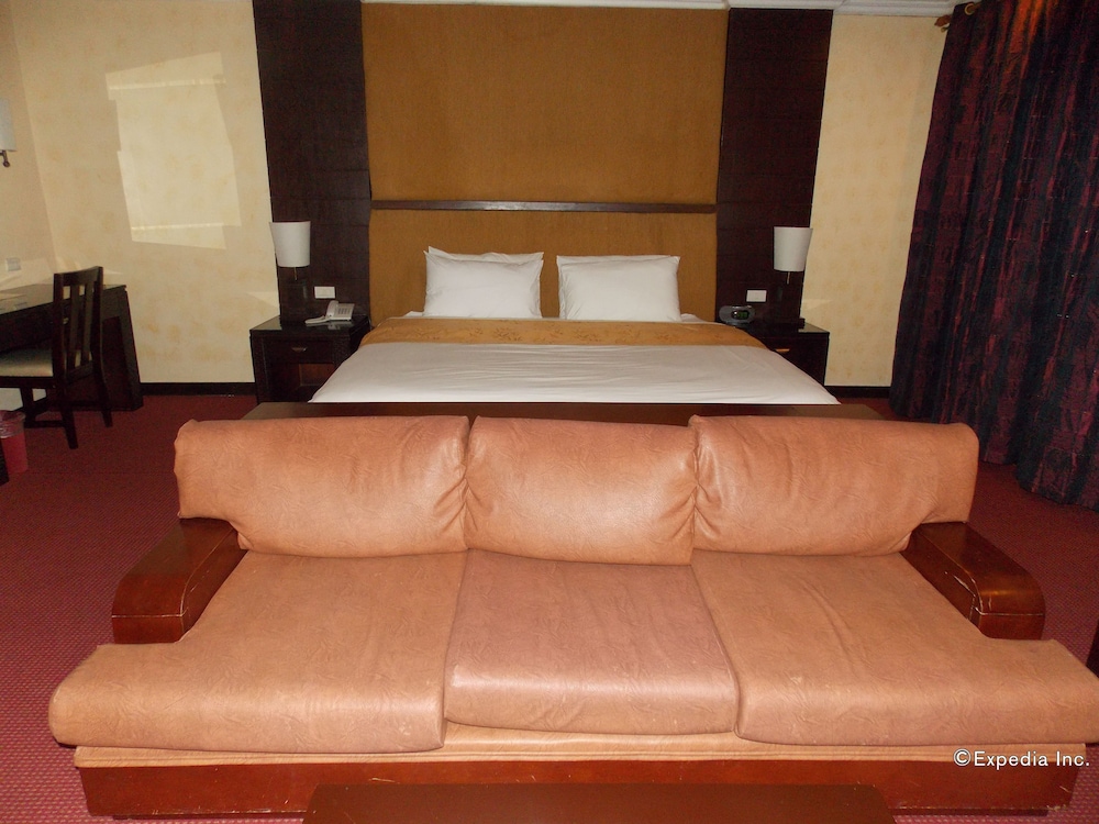 MO2 Westown Hotel Bacolod - Mandalagan 13/50