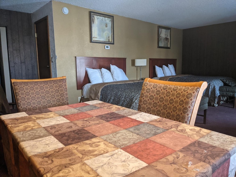 Cabana Inn 16/53