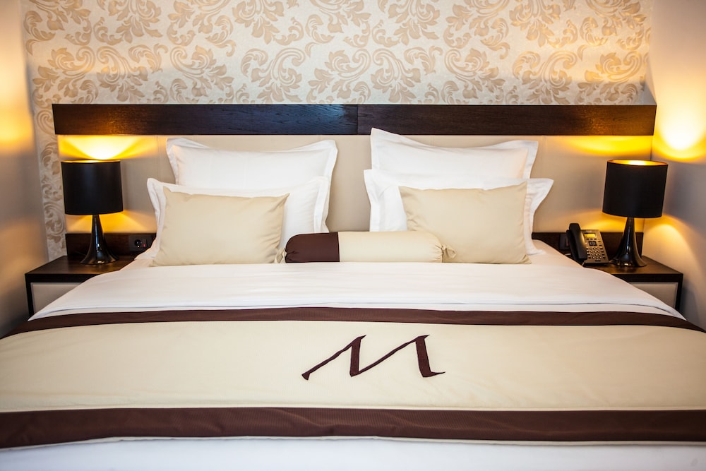 Malak Regency Hotel 15/72
