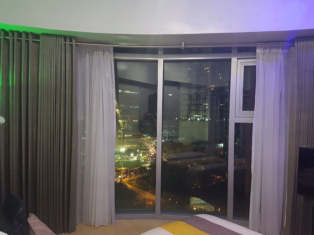 Avant Apartments At The Fort 5/49